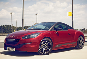 Peugeot RCZ R – proklatě ostrá pila