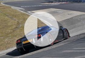 Noble M600 & Atom V8 na Ringu – Chris on cars