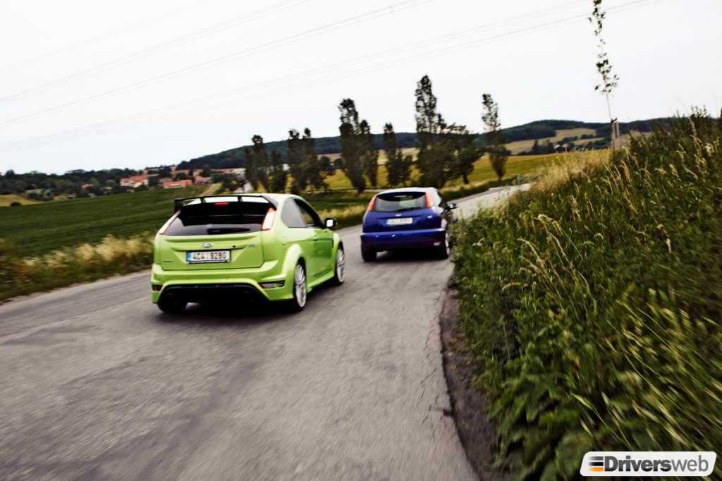 Ford Focus RS Mk. I vs RS Mk. II – na ostří tretry