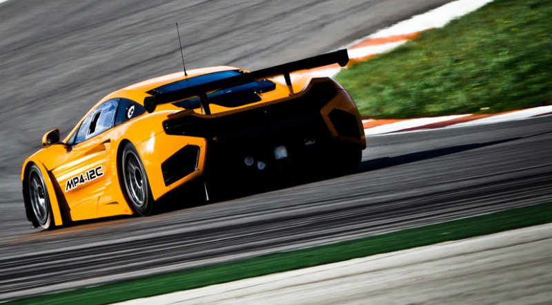 McLaren MP4-12C GT3 racer – zrozen jako vítěz