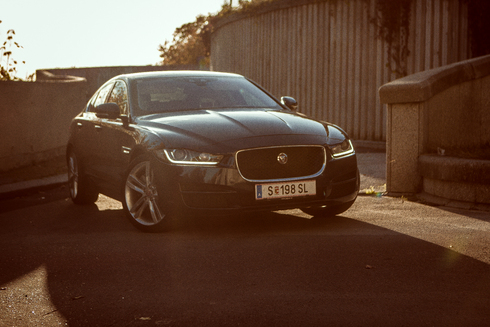 Jaguar XE 2,0 turbo – mladý aristokrat