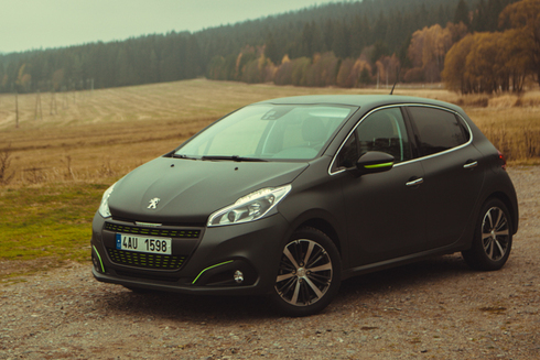 Peugeot 208 1,2 PureTech – fešák s překvapením