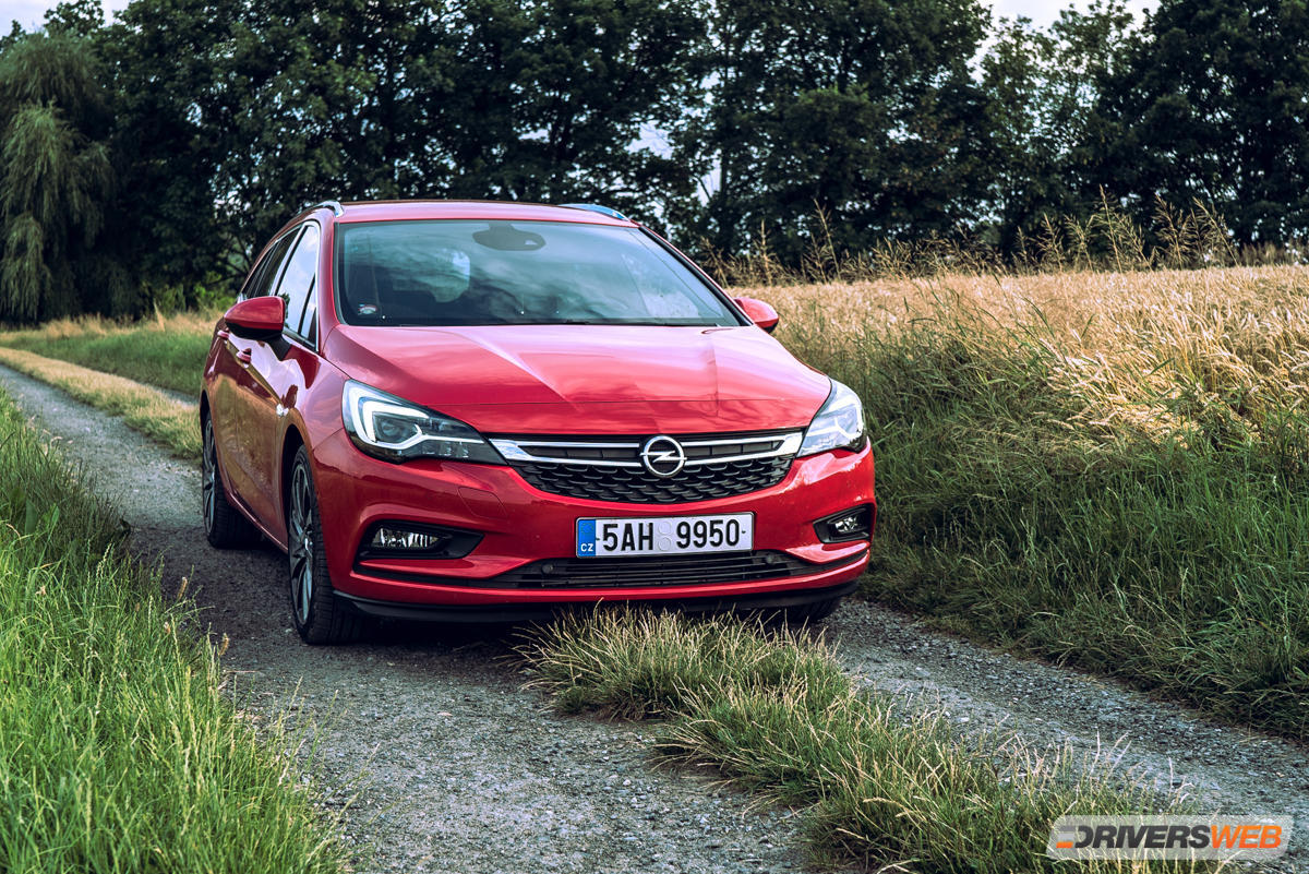 Opel Astra Sports Tourer 1,6 DISI – spáč