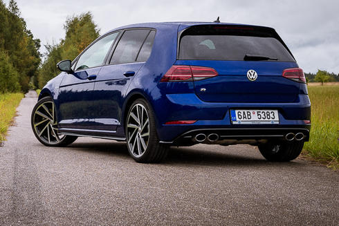 Volkswagen Golf R - EVO v civilu